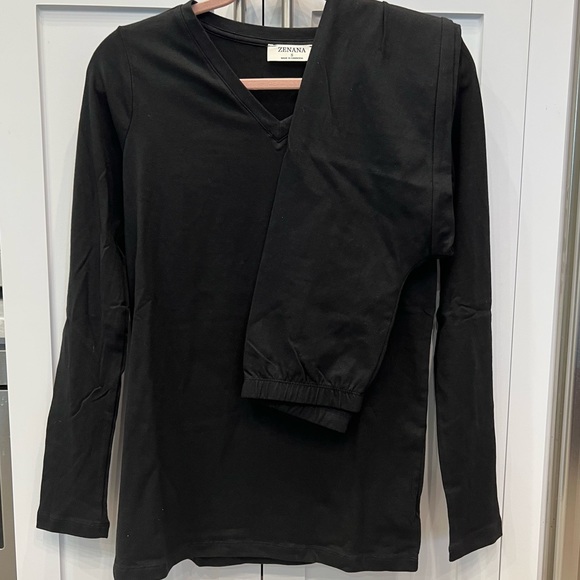 2 PC Zenana Long Sleeve Black V Neck Top & Leggings Set - Picture 2 of 12